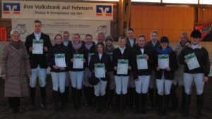 Alle Reiterinen und Reiter haben die Prüfung zum Reitabzeichen 4 und 5 bestanden